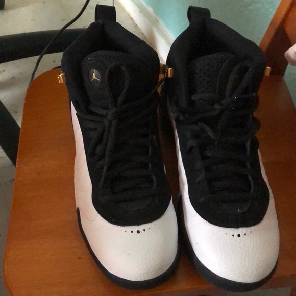 jumpman pro black white gold